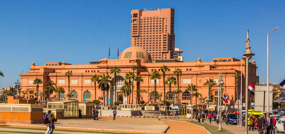 A-wonderful-shot-of-the-Egyptian-Museum-in-Tahrir-Cairo Egyptian Museum Cairo