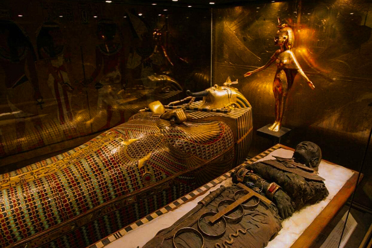 Egyptian Museum Cairo vs Grand Egyptian Museum