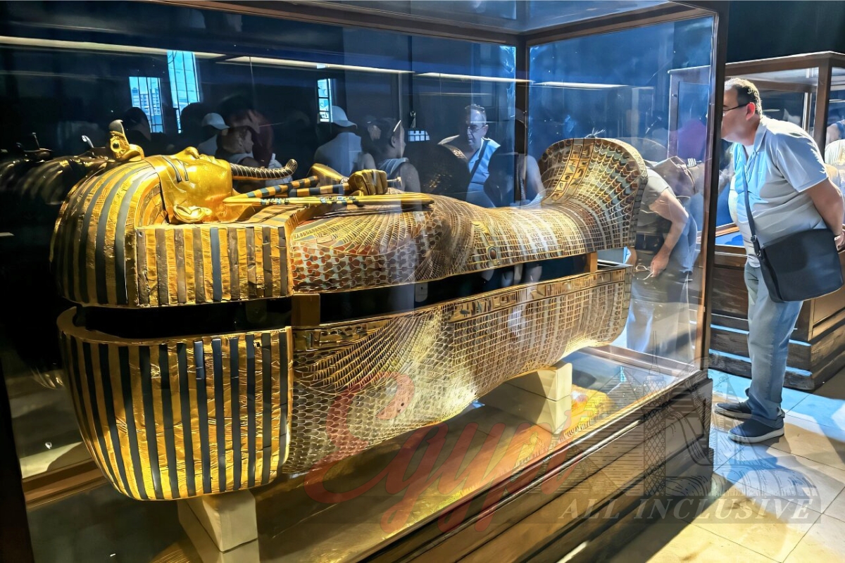 Grand Egyptian Museum Tutankhamun