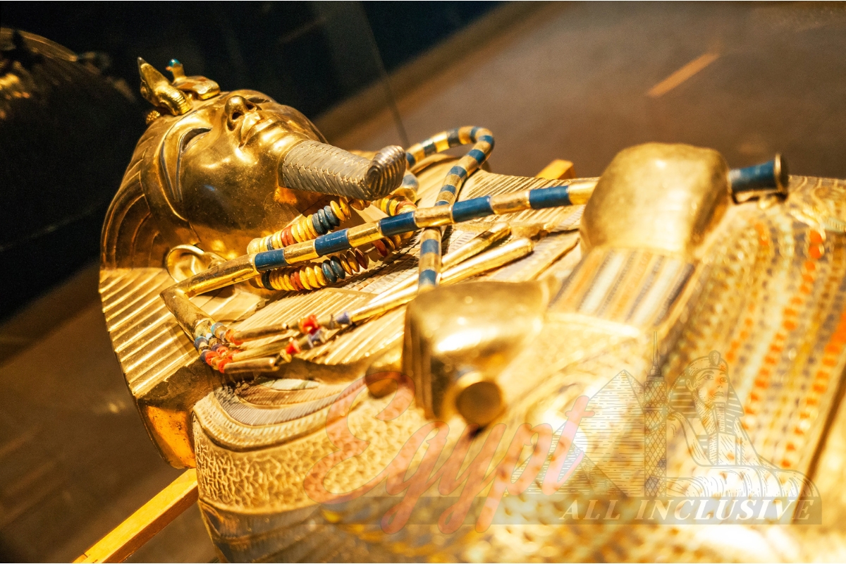 Grand Egyptian Museum Tutankhamun